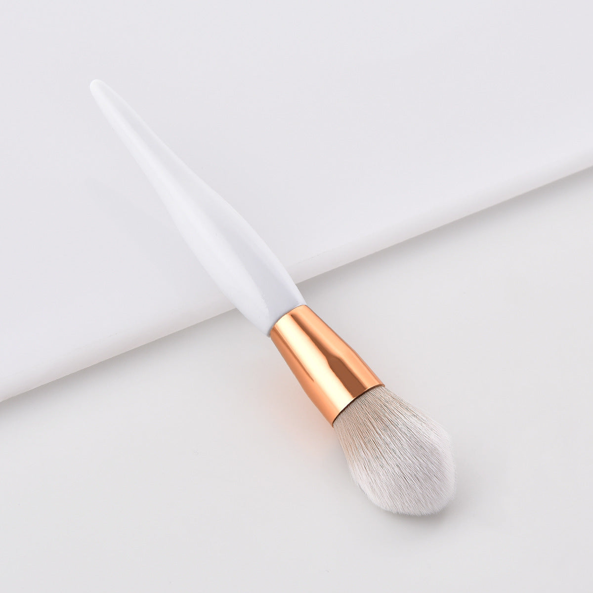 Single / 11 makeup brushes