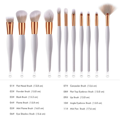 Single / 11 makeup brushes