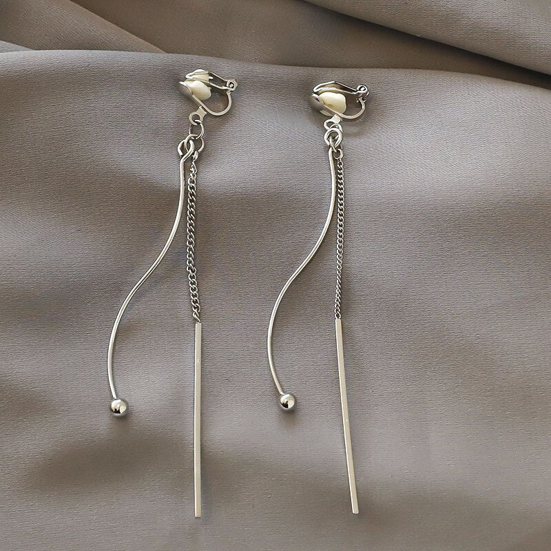 Fashion charm Creative pearl clip on Earrings Cute Handmade Earrings Womens ear clips Jewelry