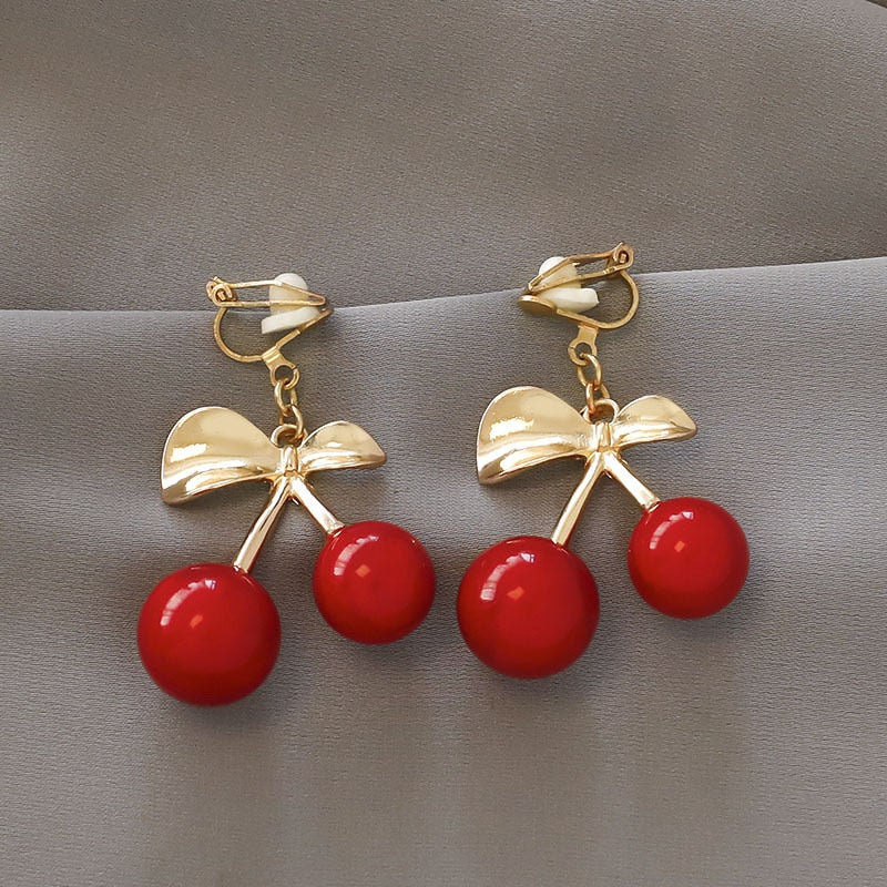 Fashion charm Creative pearl clip on Earrings Cute Handmade Earrings Womens ear clips Jewelry