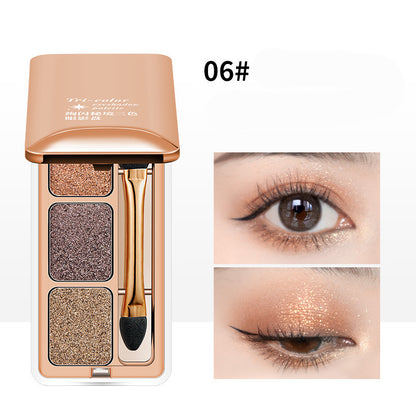 Three Color Eye Shadow Plate With Pearly Light