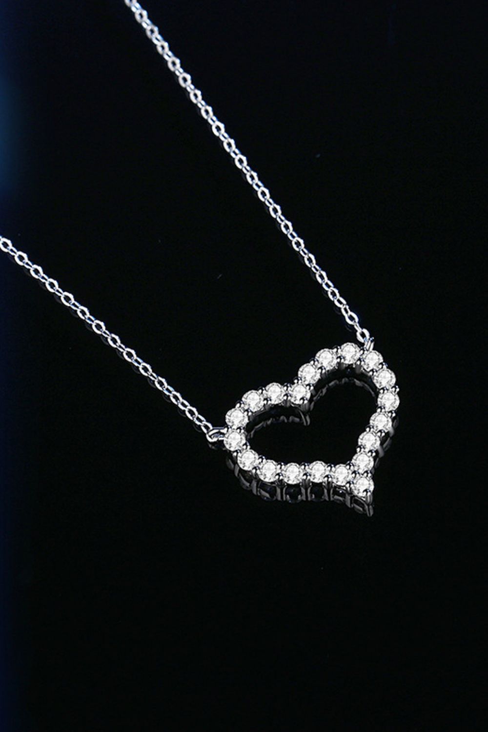 1 Carat Moissanite Heart Pendant Chain-Link Necklace - DunbiBeauty, LLC