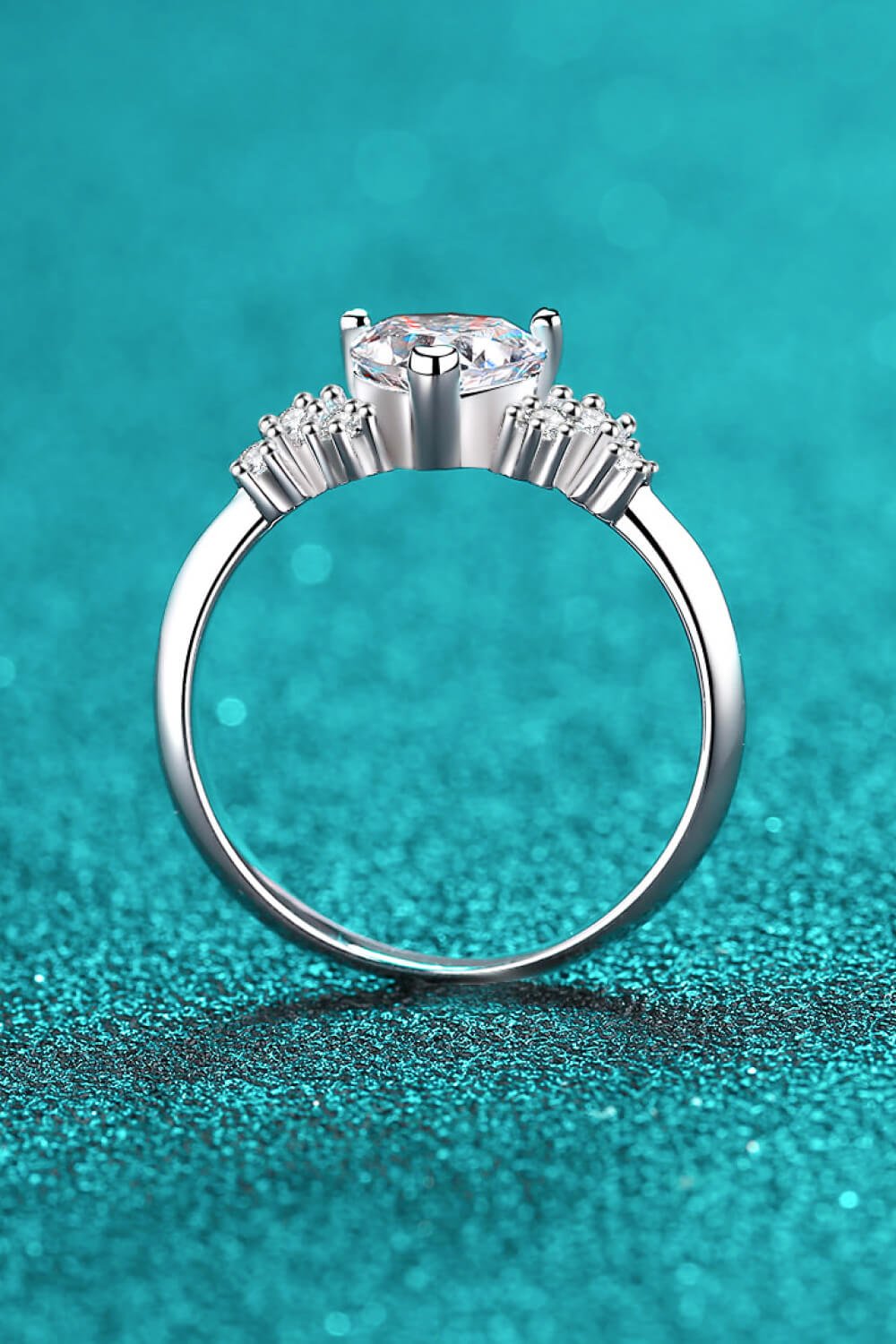 1 Carat Moissanite Heart Ring - DunbiBeauty, LLC