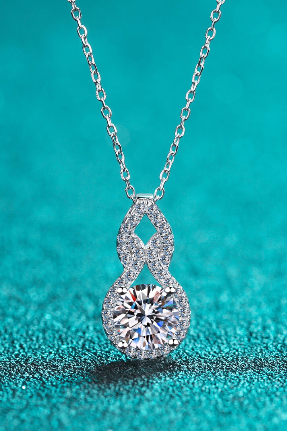 1 Carat Moissanite Pendant Necklace - DunbiBeauty, LLC