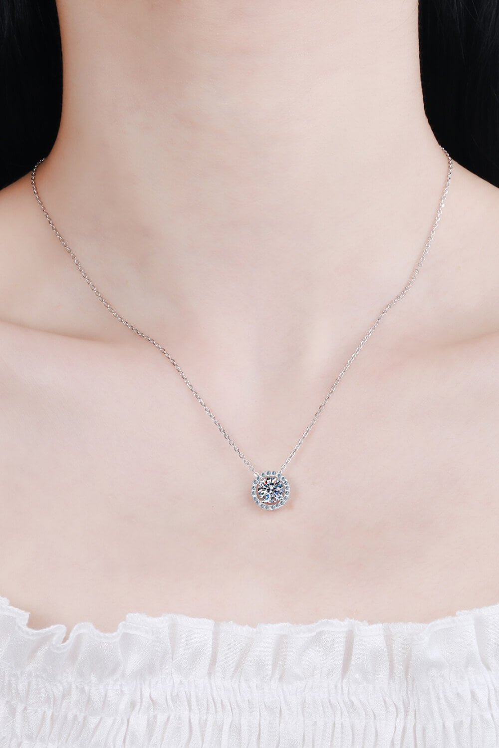 1 Carat Moissanite Round Pendant Chain Necklace - DunbiBeauty, LLC