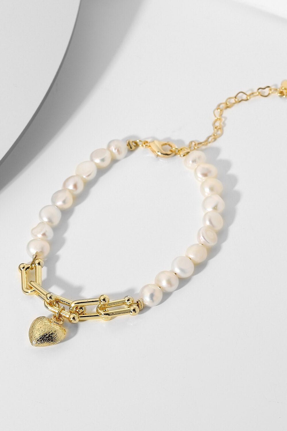 14K Gold Plated Heart Charm Pearl Bracelet - DunbiBeauty, LLC