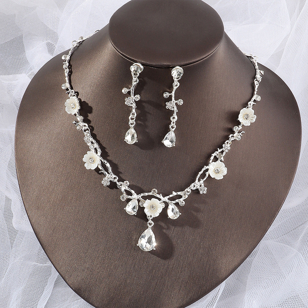 Women's Inlaid Flowers Shaped Rhinestone Jewelry Set nihaodropshipping