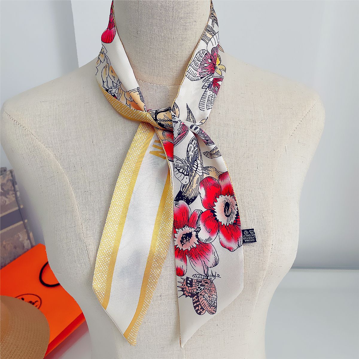 Women's Retro Style Necktie nihaodropshipping