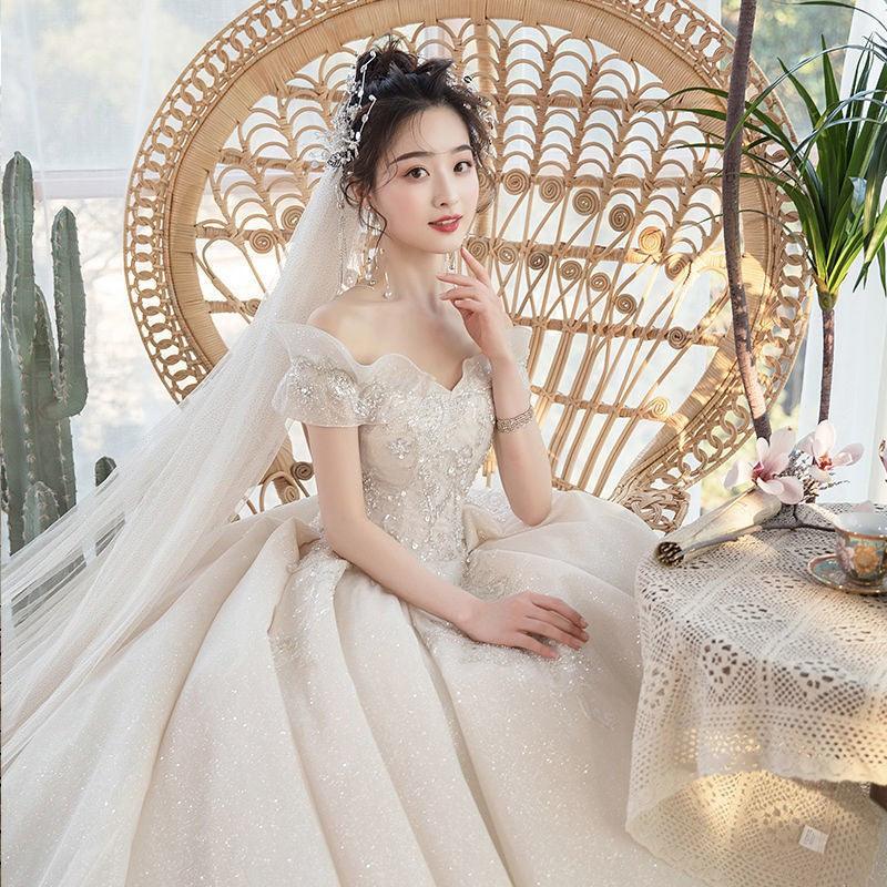 One Shoulder Wedding Dress with Wide Train nihaodropshipping