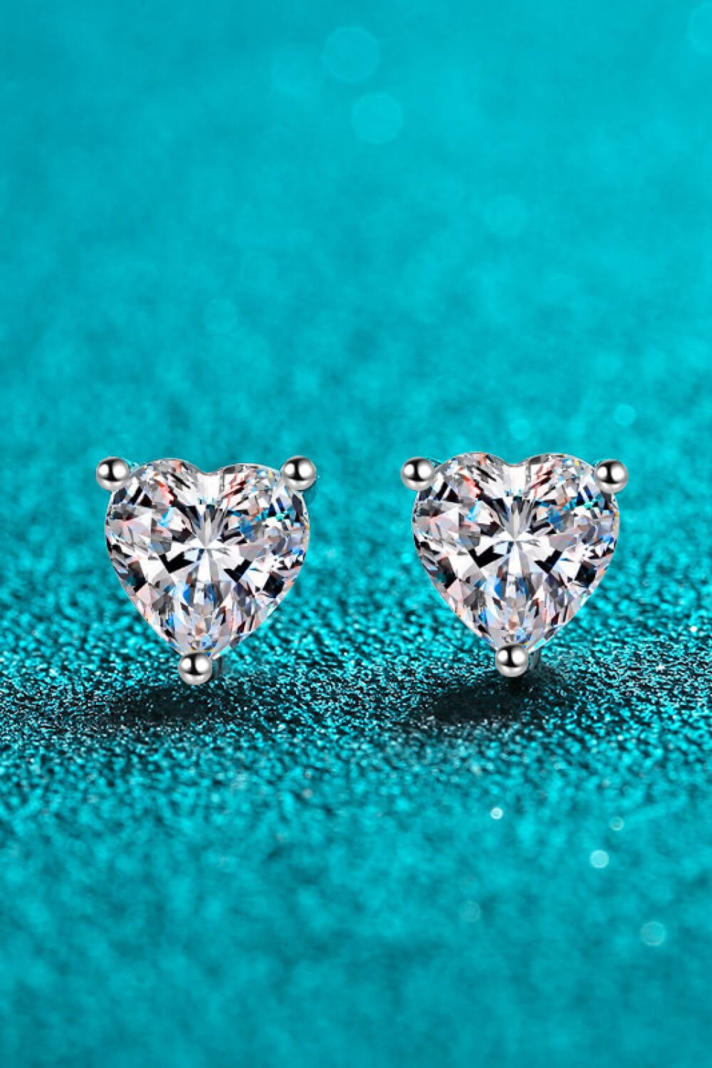 2 Carat Moissanite Heart-Shaped Stud Earrings - DunbiBeauty, LLC