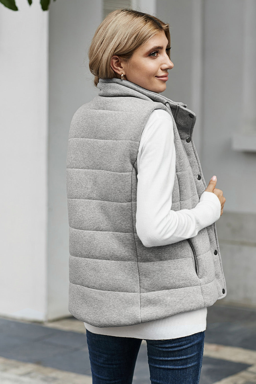 Quilted Mock Neck Vest Kiwidrop