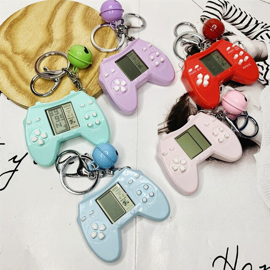 ⚠️🚨🔊 Retro Game Console Keychain Built-in 7 Games Zendrop