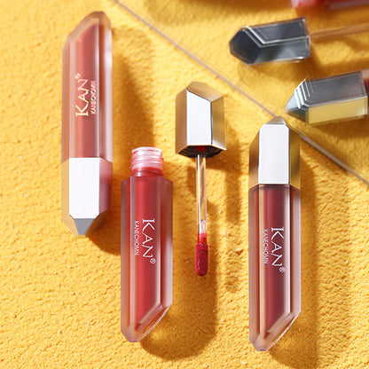 The New Nine-color Liuli Xinghe Lip Glaze Is Easy To Apply Makeup And Show Color Makeup