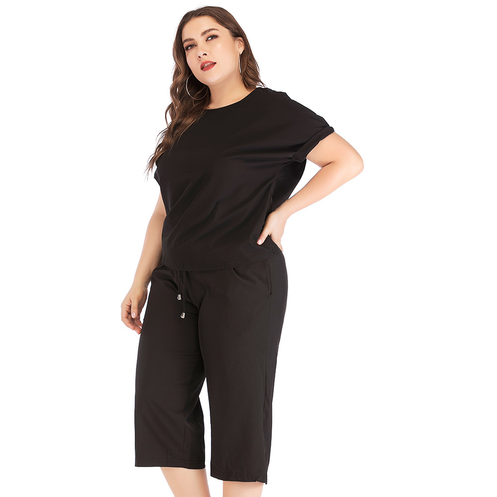 Plus Size Round Neck T-Shirt & Drawstring Wide-Leg Capris Set Kiwidrop