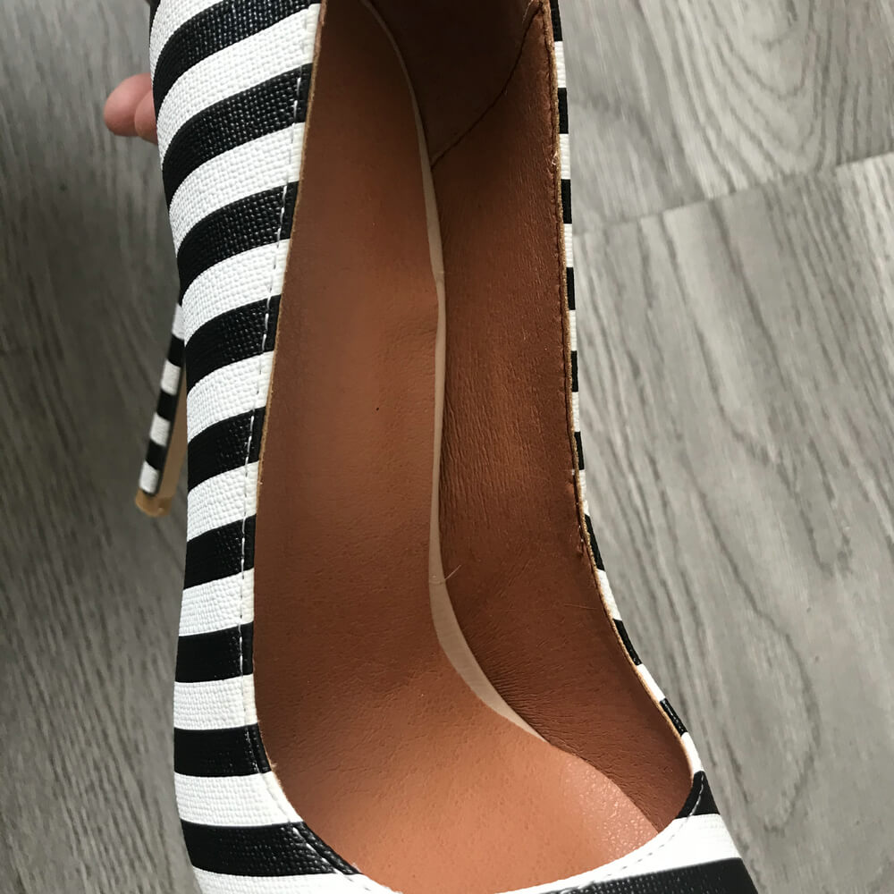 Women's Black and White Striped Pointed Toed Stilettos Dsers