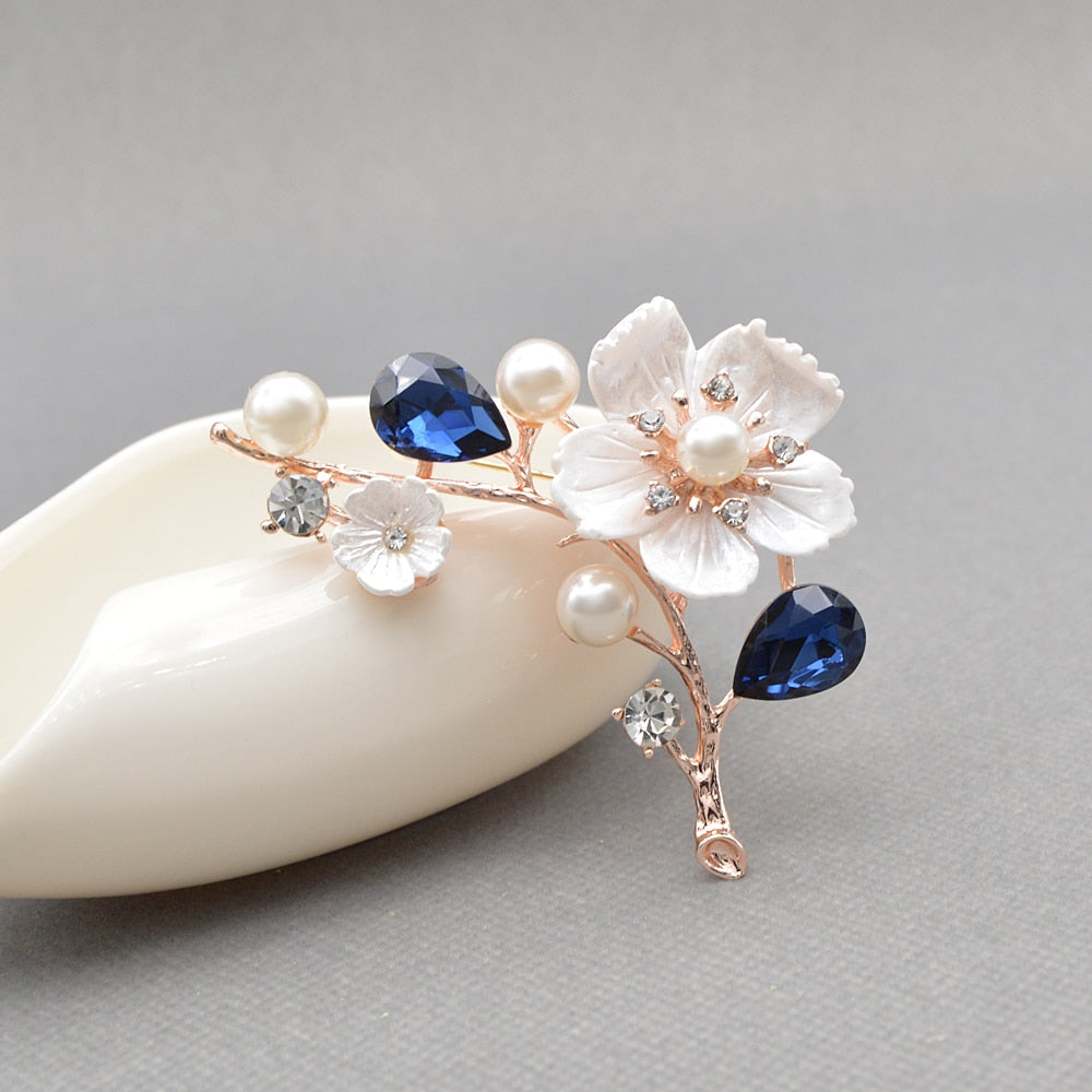 Shell And Pearl Flower Brooch Dsers