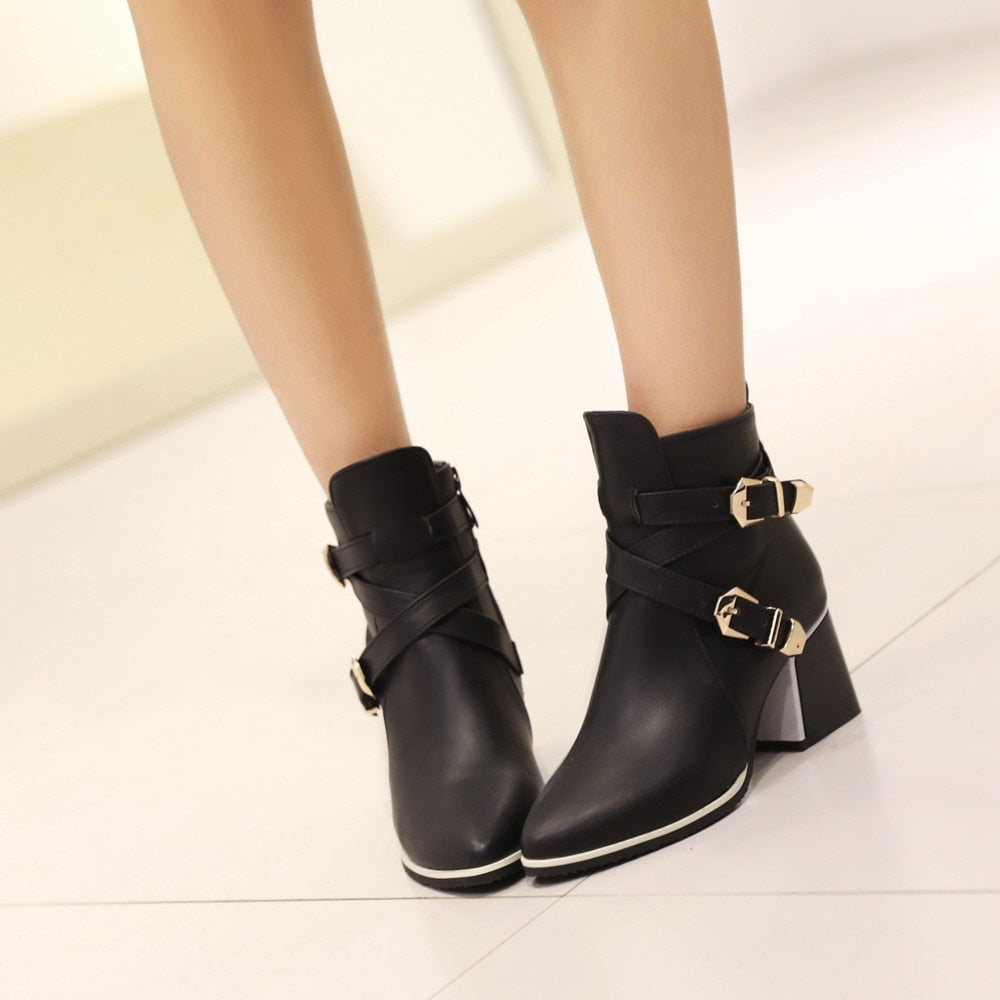 Women's Pointed Toe Square Heel Buckle Ankle Boots Dsers