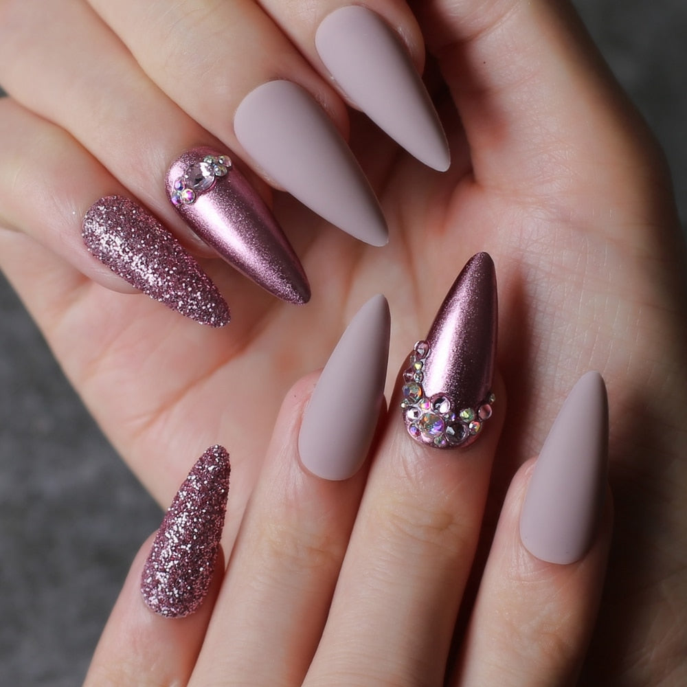 Women's Stiletto Press On Nails with Gems and Glitter Dsers