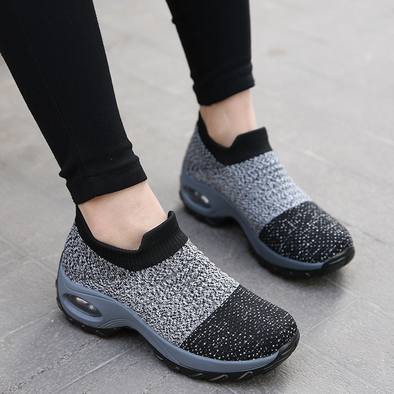 Women's Slip on Sneakers Dsers