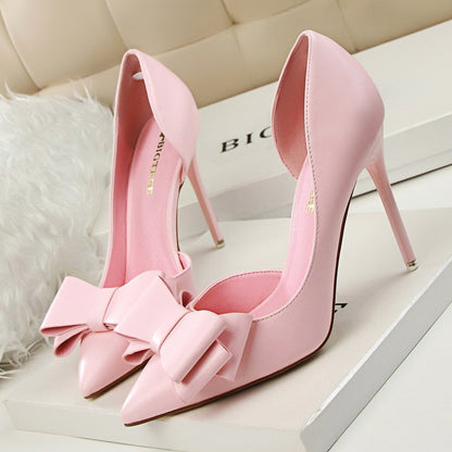 Women's Narrow Toed Bow Stilettos with Open Side Dsers