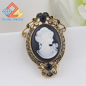 Queen Silhouette Vintage Style Brooch Dsers