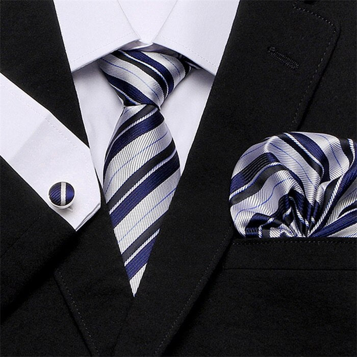 Men's Silk Tie Handkerchief and Cufflinks Set Dsers