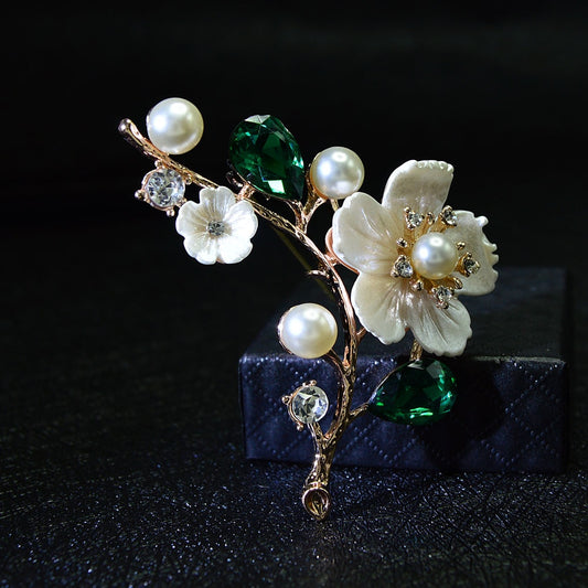 Shell And Pearl Flower Brooch Dsers