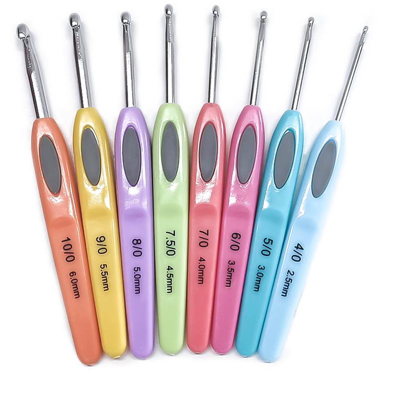 8pcs Colorful Soft Plastic Handle Alumina Crochet Hooks Knitting Needles Set 2.5-6mm Crochet for Weave Sewing Needles Tool