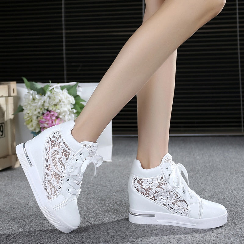 Summer Women Lace Casual Shoes Woman Breathable Mesh Sneakers Flats Lace Loafers High Heels Platform Wedges Ladies Creepers Dsers