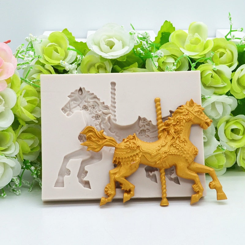 New Carousel Silicone Mold Kitchen Resin Baking Tool DIY Pastry Cake Fondant Moulds Horse Dessert Chocolate Lace Decoration Dsers