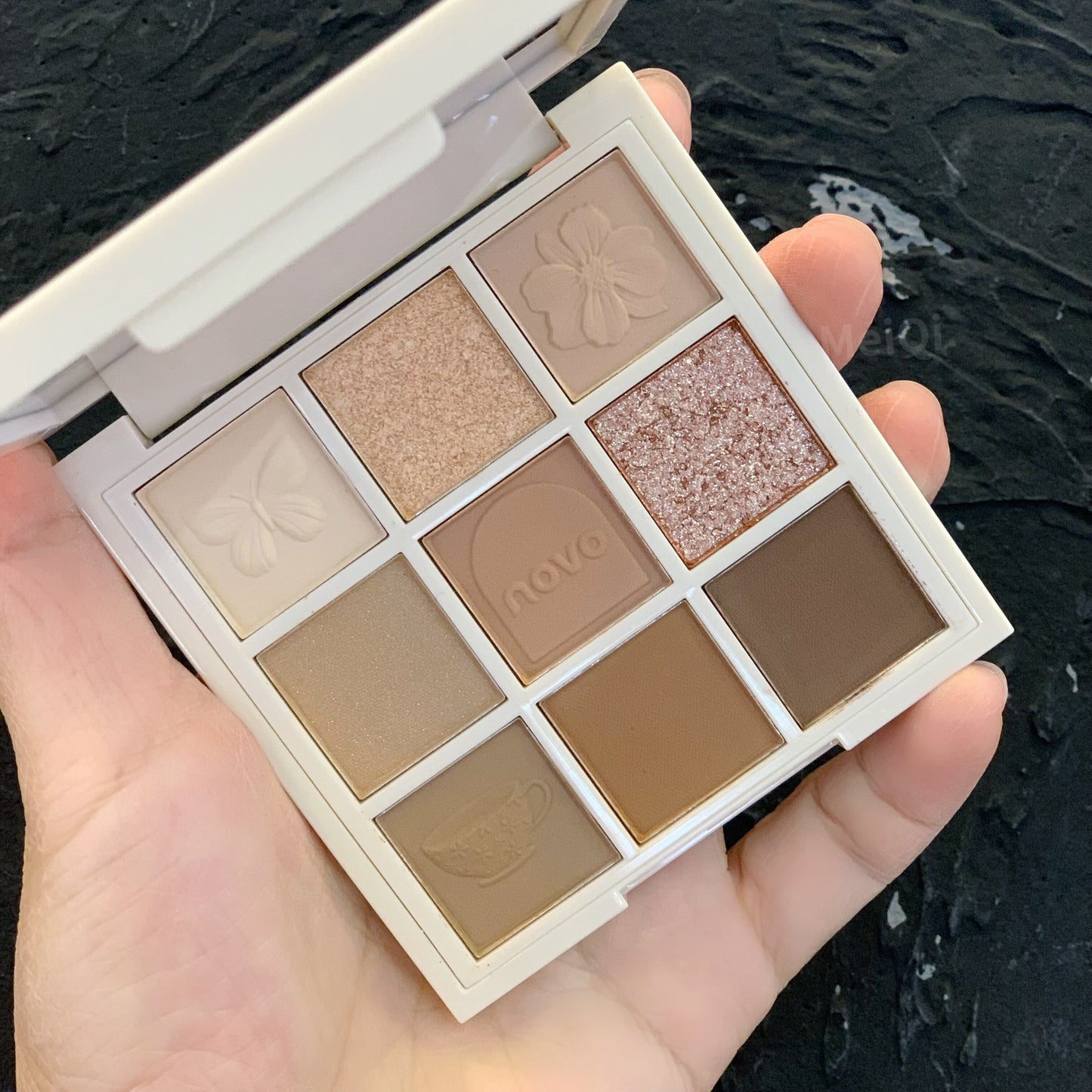 Milk-Tea Eyeshadow Palette Matte Glitter Shimmer Eyeshadow Powder Soft Blush Highlight Makeup Plate Brighten Eye Contour Compact