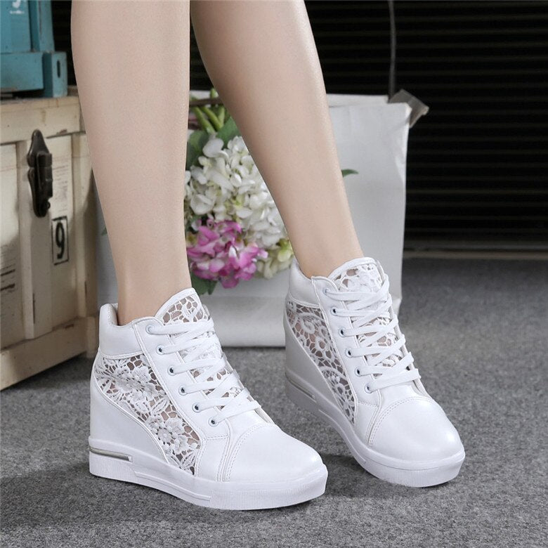 Summer Women Lace Casual Shoes Woman Breathable Mesh Sneakers Flats Lace Loafers High Heels Platform Wedges Ladies Creepers Dsers