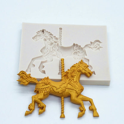 New Carousel Silicone Mold Kitchen Resin Baking Tool DIY Pastry Cake Fondant Moulds Horse Dessert Chocolate Lace Decoration Dsers