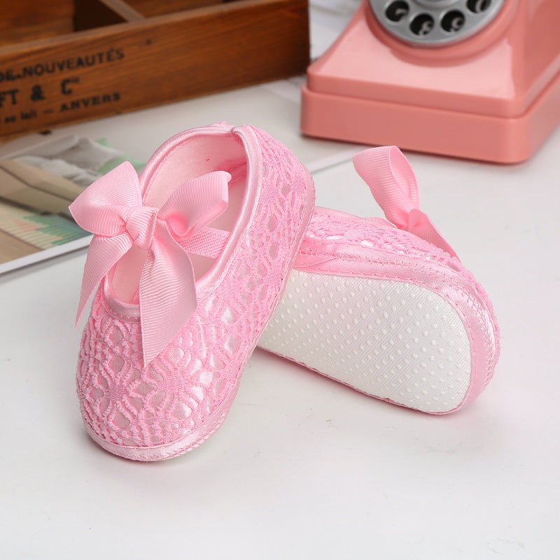 Baby Girl's Shoes for 0 to 12 Months Lace with Bows - DunbiBeauty, LLC