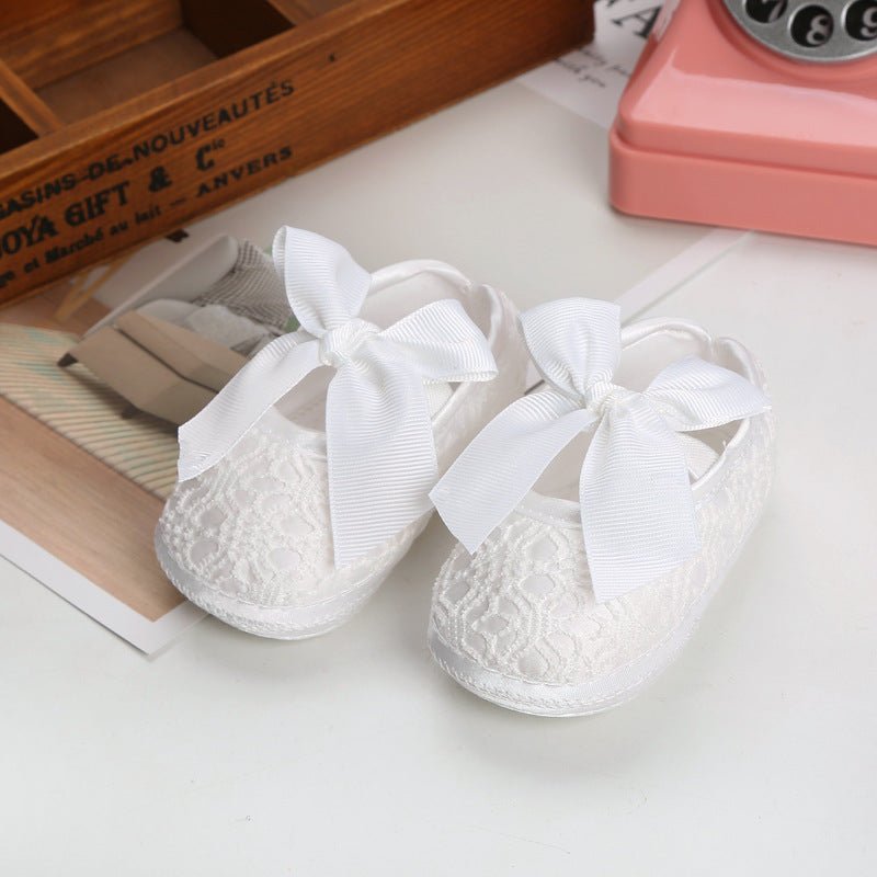 Baby Girl's Shoes for 0 to 12 Months Lace with Bows - DunbiBeauty, LLC