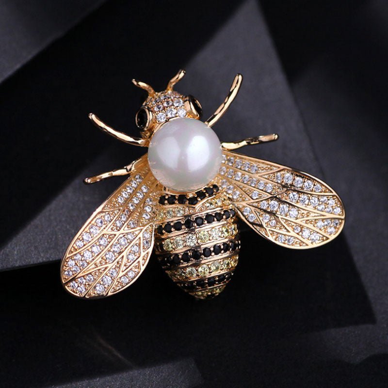 Bee Brooch - DunbiBeauty, LLC