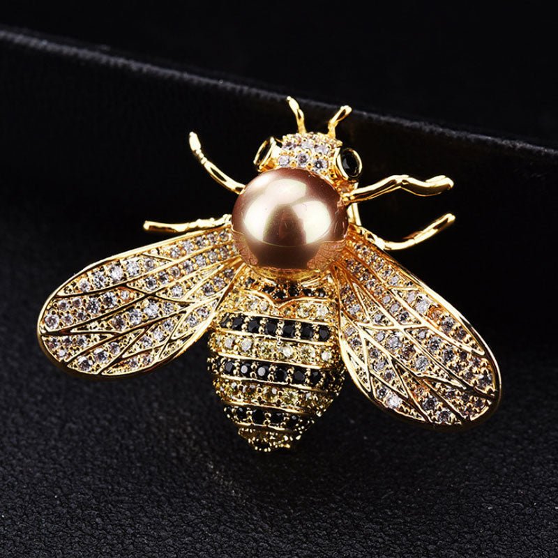 Bee Brooch - DunbiBeauty, LLC