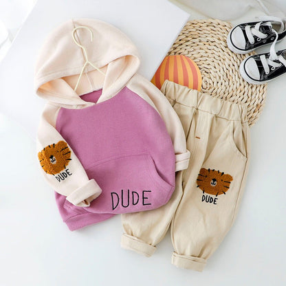 Boy's Cute Tiger Theme Sweat Suit - DunbiBeauty, LLC