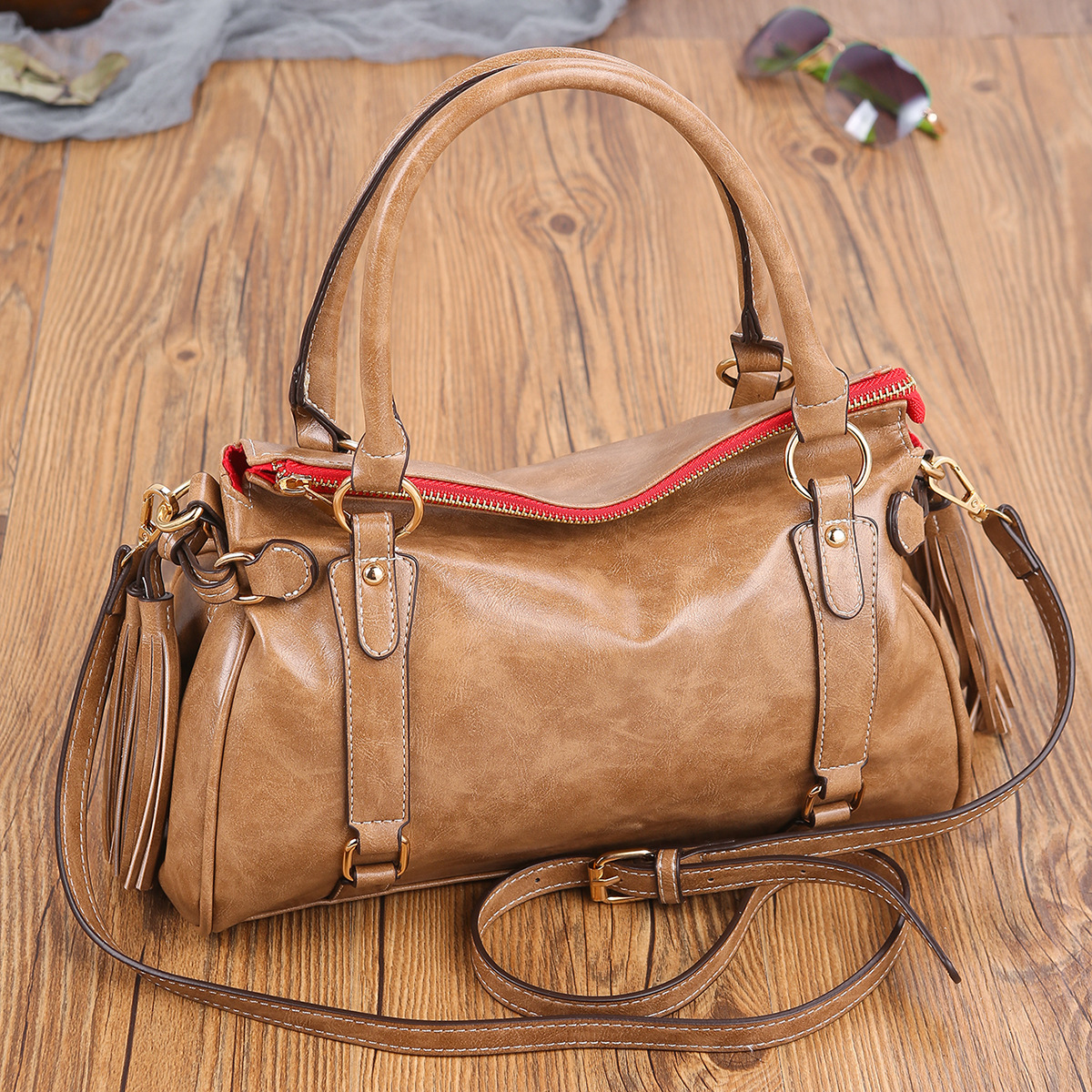 Retro Tassel Solid Color Crossbody Bag Kiwidrop