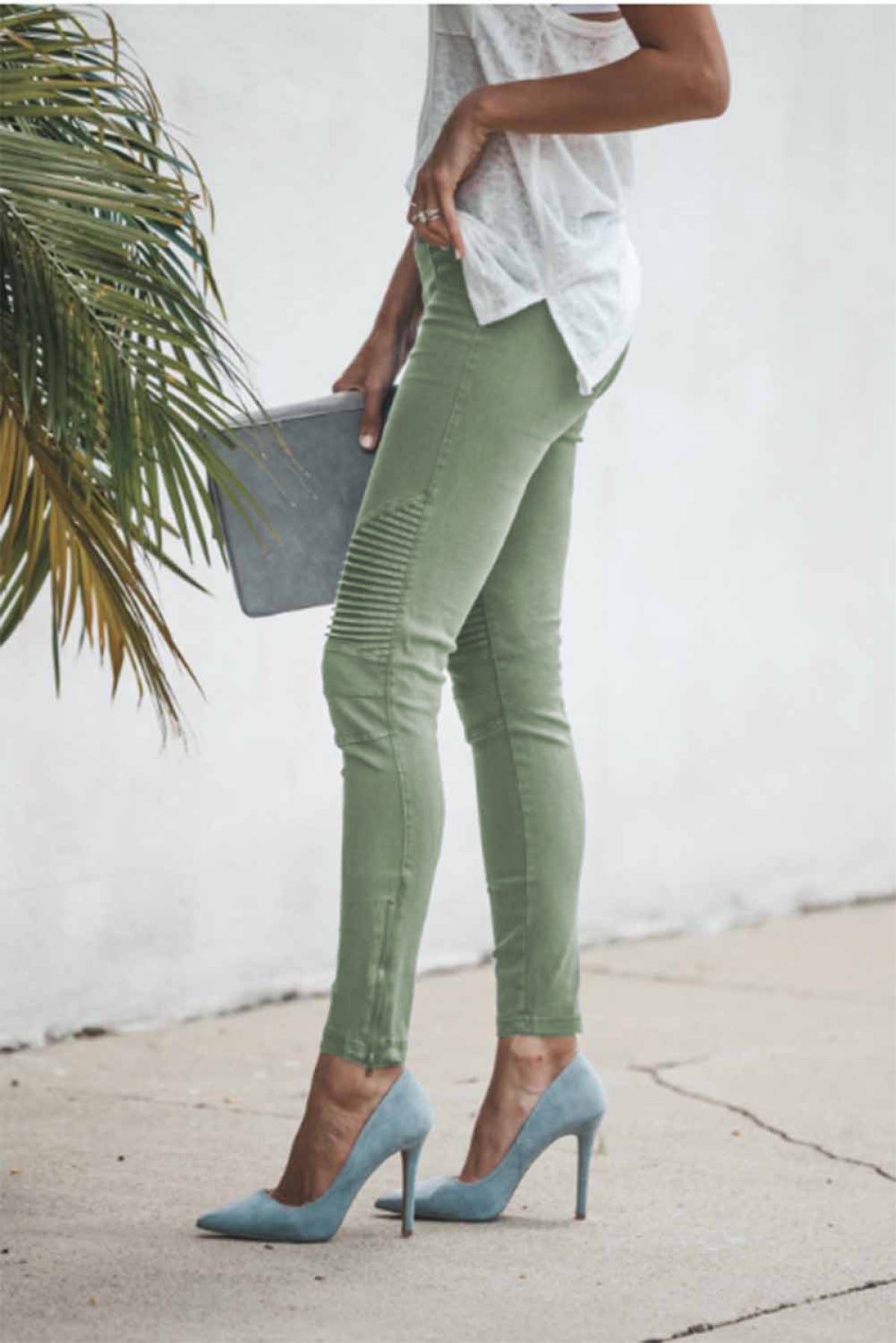 Cropped Moto Jeggings - DunbiBeauty, LLC