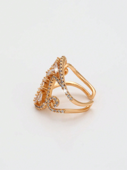 A fashion trend vintage plated 18K gold simple design sense ring ladies daily date temperament fashion dinner wear