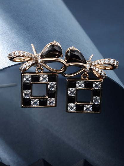 A pair of stylish simple all-in-one imitation jeweled square earrings for women on daily dates for Halloween and Christmas wear