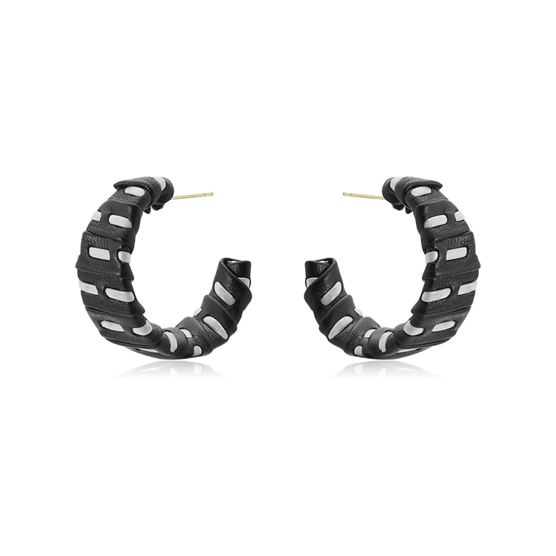 Retro C-Shaped Stud Earrings Kiwidrop