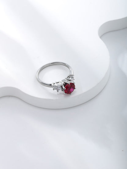 A delicate temperament simple all-in-one imitation gemstone ladies ring to wear on daily dates