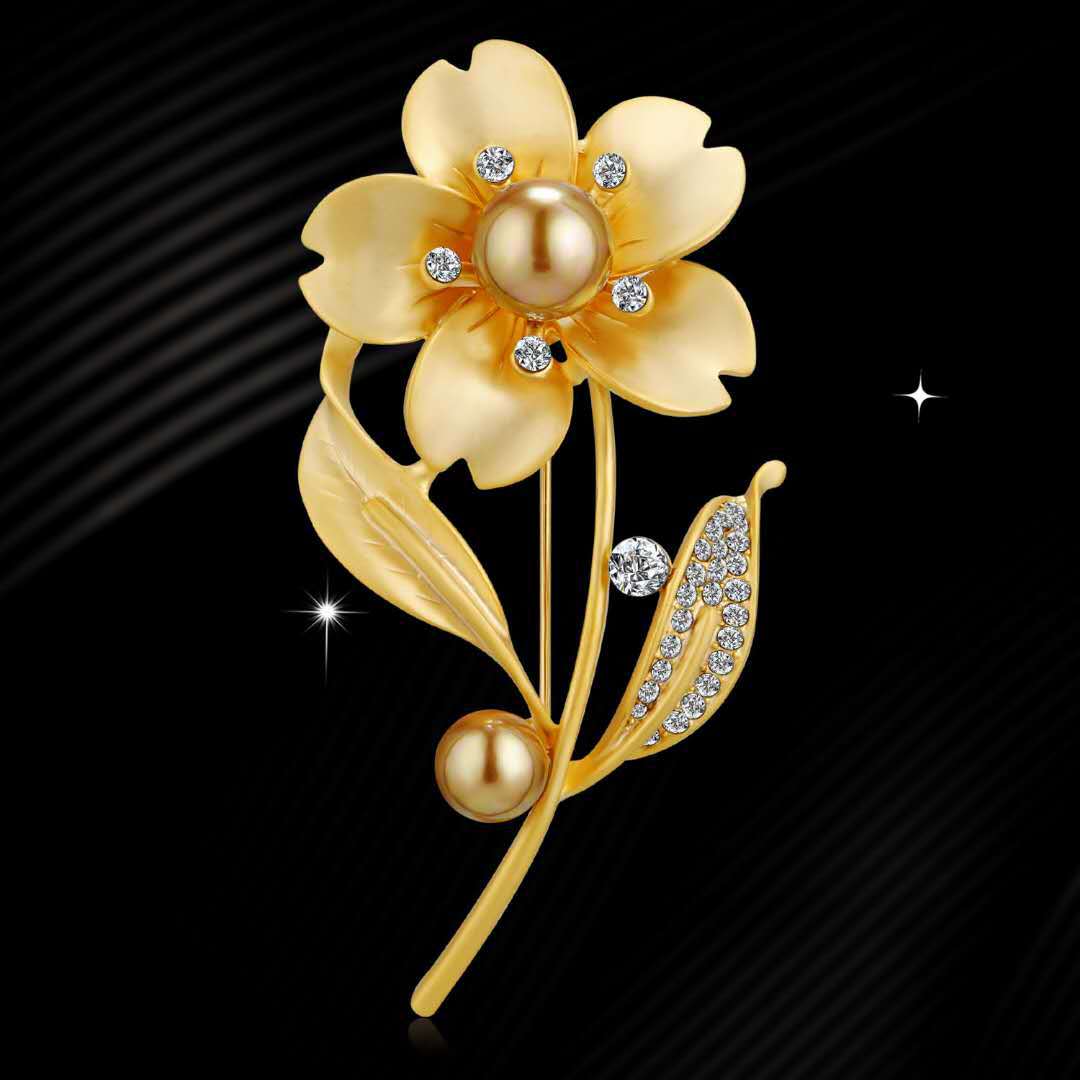 Elegant Alloy Crystal Brooch - DunbiBeauty, LLC