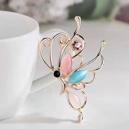 Elegant Alloy Crystal Brooch - DunbiBeauty, LLC