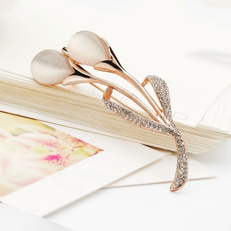 Elegant Alloy Crystal Brooch - DunbiBeauty, LLC