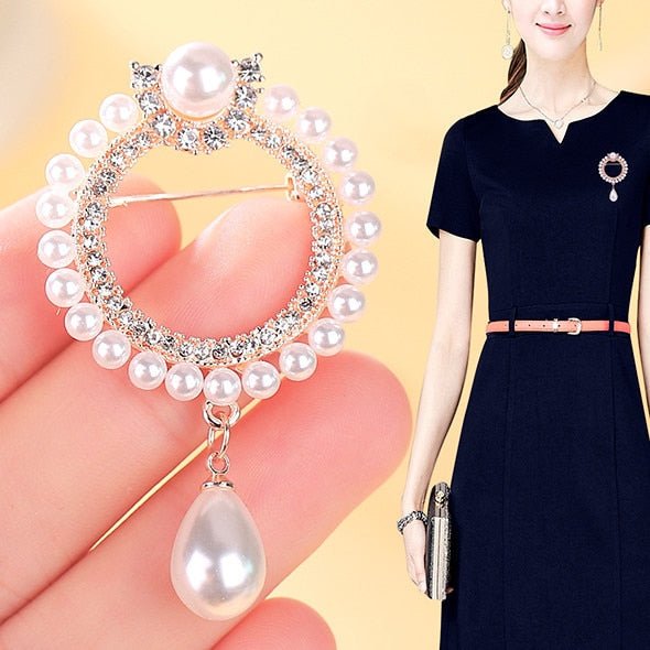 Elegant Alloy Crystal Brooch - DunbiBeauty, LLC