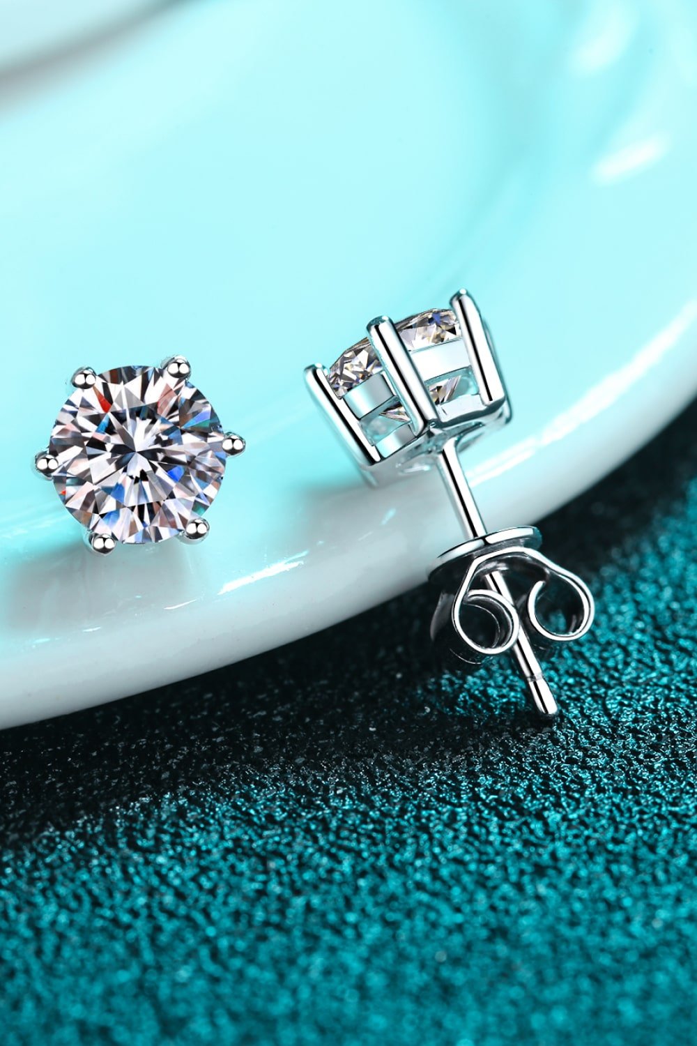 Endless Cheer Moissanite Stud Earrings - DunbiBeauty, LLC