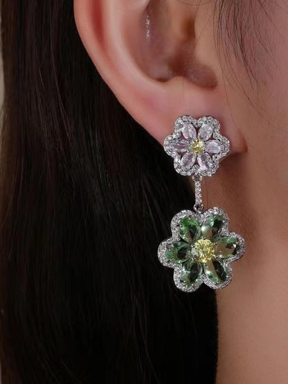 A pair of stylish exquisite temperament atmospheric simple light luxury gorgeous S925 silver needle imitation gemstone flower lady earrings daily date party wear